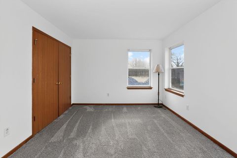 Tiny photo for 709 Cambridge Avenue, Rockford, IL 61102 (MLS # 12555838)