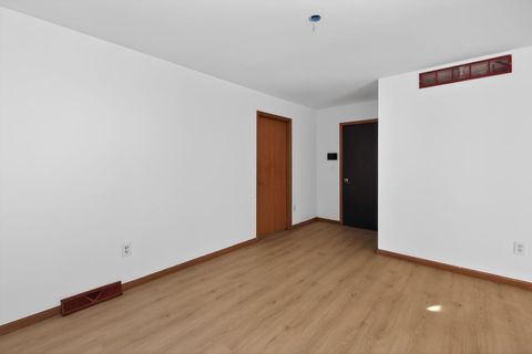 Tiny photo for 709 Cambridge Avenue, Rockford, IL 61102 (MLS # 12555838)