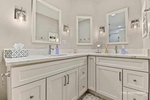 Tiny photo for 195 Meadow Lakes Boulevard, Aurora, IL 60504 (MLS # 12762811)