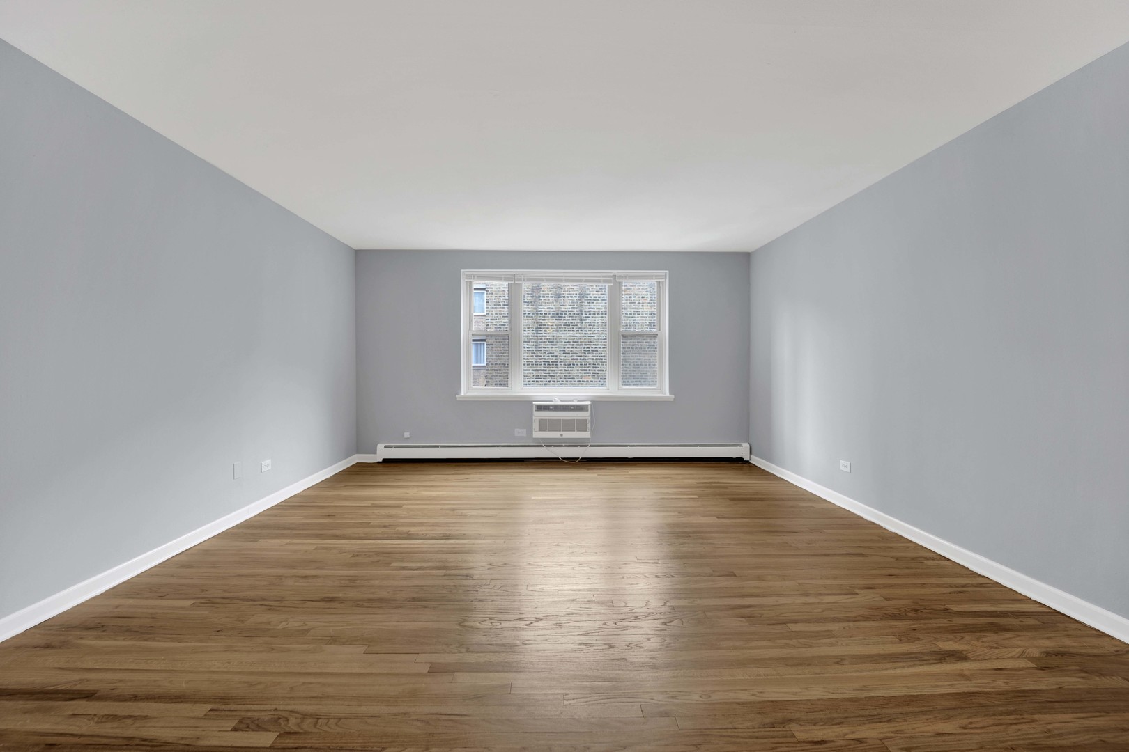 3161 N Cambridge Avenue 507