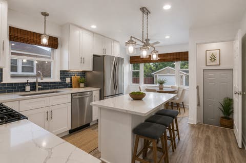 Tiny photo for 15606 Ingleside Avenue, Dolton, IL 60419 (MLS # 12651429)
