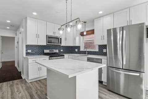 Tiny photo for 15606 Ingleside Avenue, Dolton, IL 60419 (MLS # 12651429)
