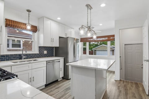 Tiny photo for 15606 Ingleside Avenue, Dolton, IL 60419 (MLS # 12651429)