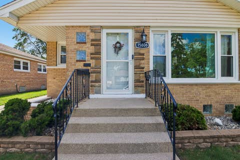 Tiny photo for 15606 Ingleside Avenue, Dolton, IL 60419 (MLS # 12651429)