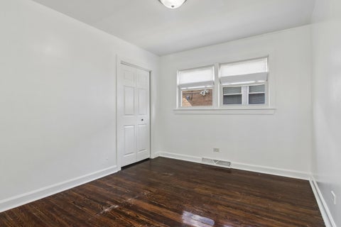 Tiny photo for 15606 Ingleside Avenue, Dolton, IL 60419 (MLS # 12651429)