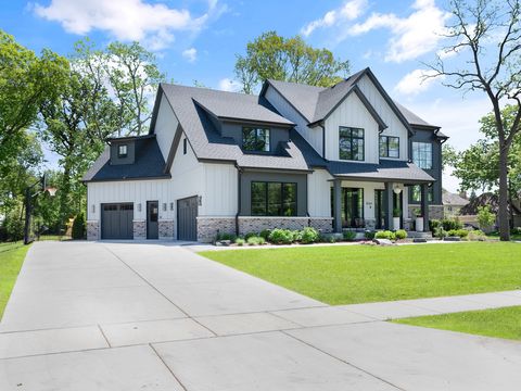 844 S Julian Street Naperville IL 60540