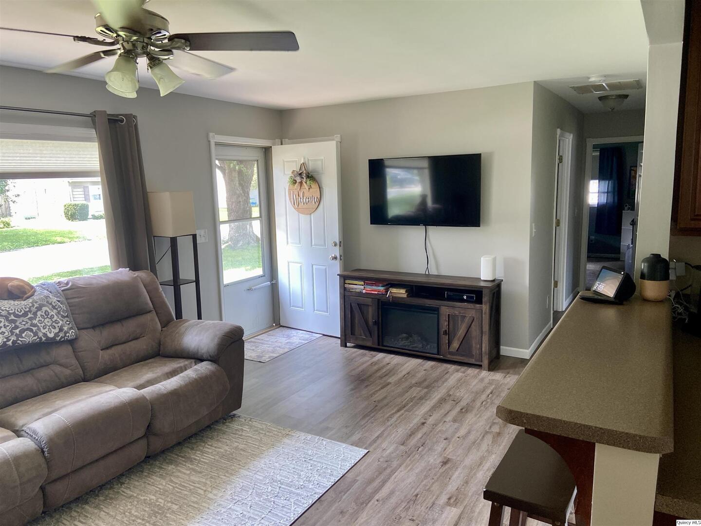 1701 West Granview Drive