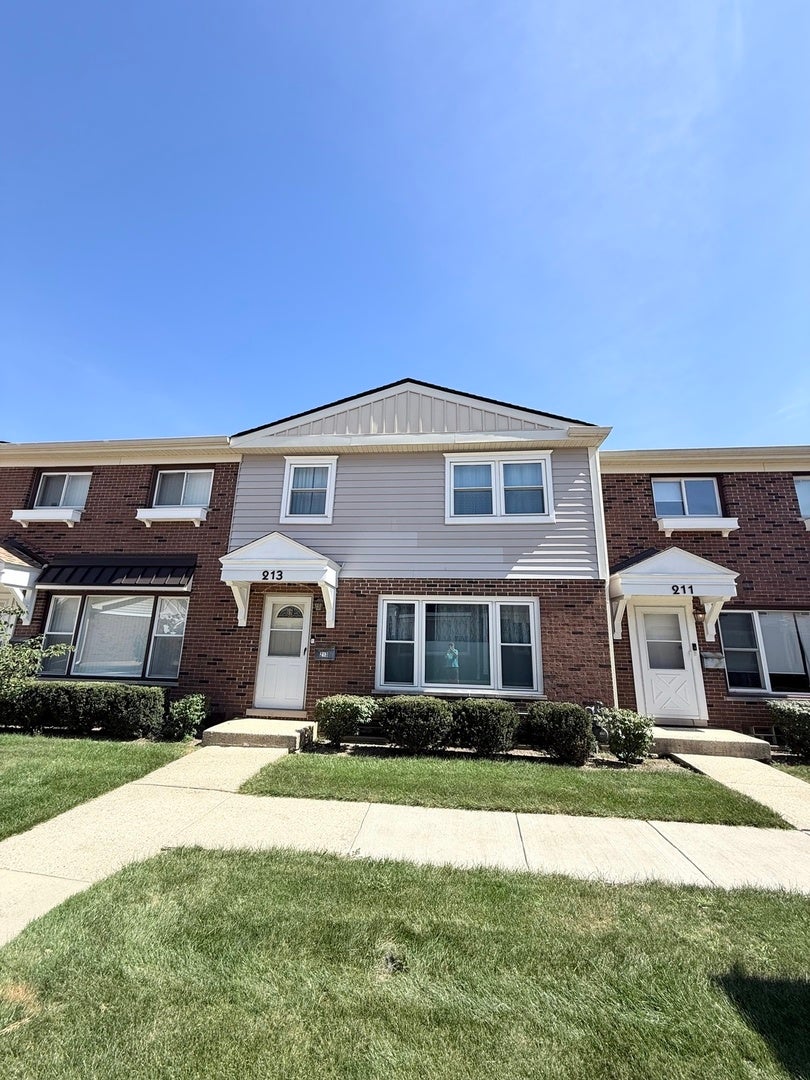 213 FREDERICK Place