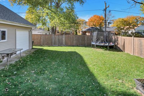 Tiny photo for 918 S Fairfield Avenue, Lombard, IL 60148 (MLS # 12504530)
