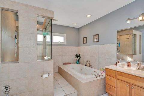 Tiny photo for 918 S Fairfield Avenue, Lombard, IL 60148 (MLS # 12504530)