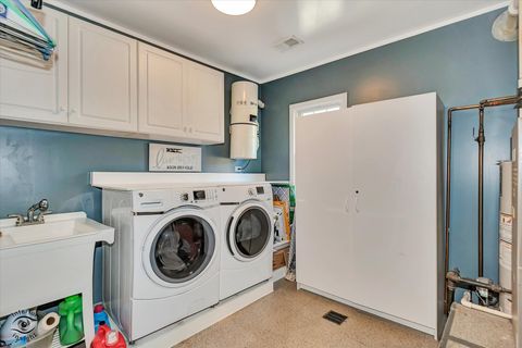 Tiny photo for 918 S Fairfield Avenue, Lombard, IL 60148 (MLS # 12504530)