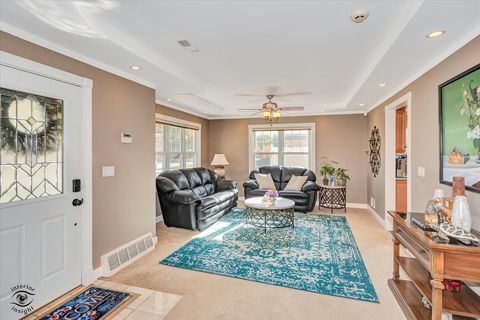 Tiny photo for 918 S Fairfield Avenue, Lombard, IL 60148 (MLS # 12504530)