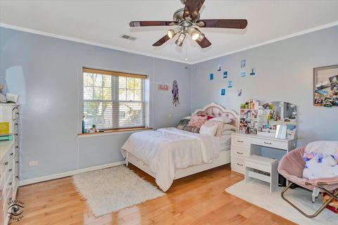 Tiny photo for 918 S Fairfield Avenue, Lombard, IL 60148 (MLS # 12504530)