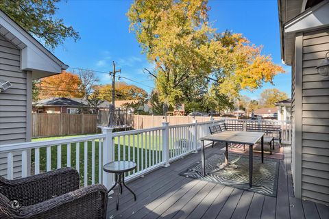 Tiny photo for 918 S Fairfield Avenue, Lombard, IL 60148 (MLS # 12504530)