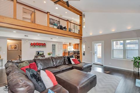 Tiny photo for 918 S Fairfield Avenue, Lombard, IL 60148 (MLS # 12504530)