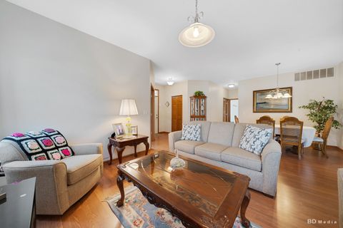 Tiny photo for 21400 Mays Lake Drive, Crest Hill, IL 60403 (MLS # 12603186)