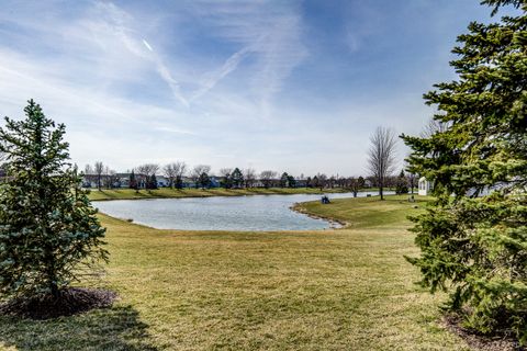Tiny photo for 21400 Mays Lake Drive, Crest Hill, IL 60403 (MLS # 12603186)