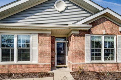 Tiny photo for 21400 Mays Lake Drive, Crest Hill, IL 60403 (MLS # 12603186)