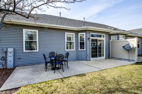 Tiny photo for 21400 Mays Lake Drive, Crest Hill, IL 60403 (MLS # 12603186)