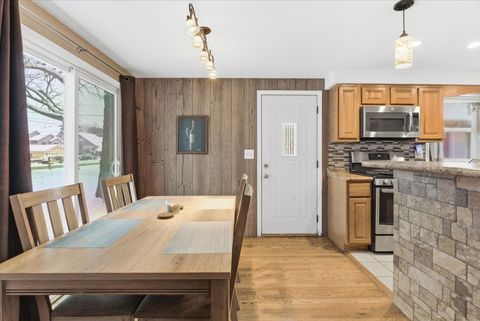 Tiny photo for 4 N lake Avenue, Third Lake, IL 60030 (MLS # 12541280)