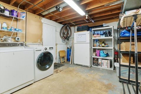 Tiny photo for 4 N lake Avenue, Third Lake, IL 60030 (MLS # 12541280)