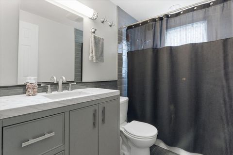 Tiny photo for 4 N lake Avenue, Third Lake, IL 60030 (MLS # 12541280)