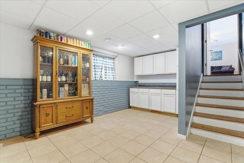 Tiny photo for 4 N lake Avenue, Third Lake, IL 60030 (MLS # 12541280)