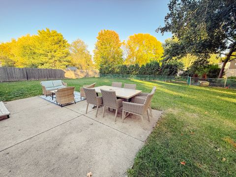 Tiny photo for 1013 Nottingham Lane, Crystal Lake, IL 60014 (MLS # 12503047)