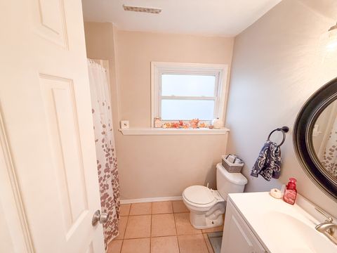 Tiny photo for 1013 Nottingham Lane, Crystal Lake, IL 60014 (MLS # 12503047)