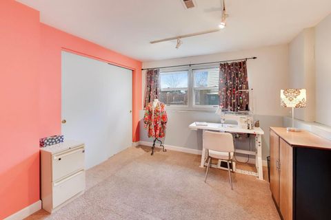 Tiny photo for 2819 N Kennicott Avenue, Arlington Heights, IL 60004 (MLS # 12587661)