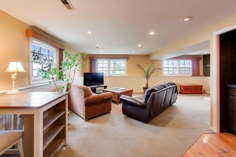 Tiny photo for 2819 N Kennicott Avenue, Arlington Heights, IL 60004 (MLS # 12587661)