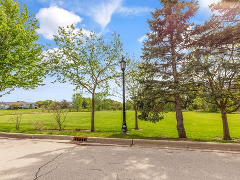 Tiny photo for 1852 Keystone Place, Schaumburg, IL 60193 (MLS # 12651586)