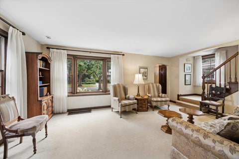 Tiny photo for 258 Lawton Road, Riverside, IL 60546 (MLS # 12788043)
