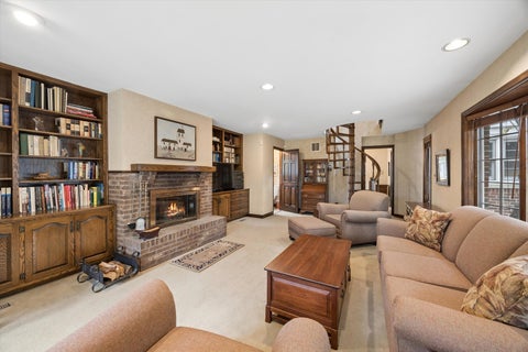 Tiny photo for 258 Lawton Road, Riverside, IL 60546 (MLS # 12788043)