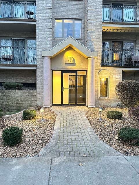 A home in Oak Lawn