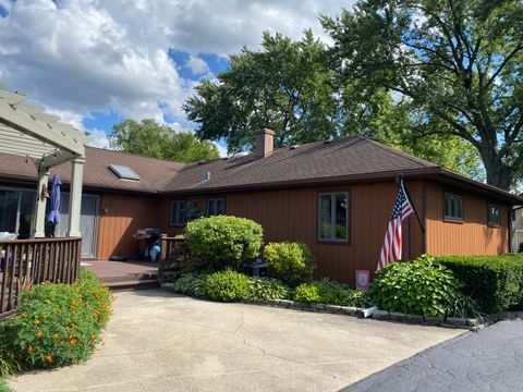 Tiny photo for 16 Robert Avenue, Prospect Heights, IL 60070 (MLS # 12584780)