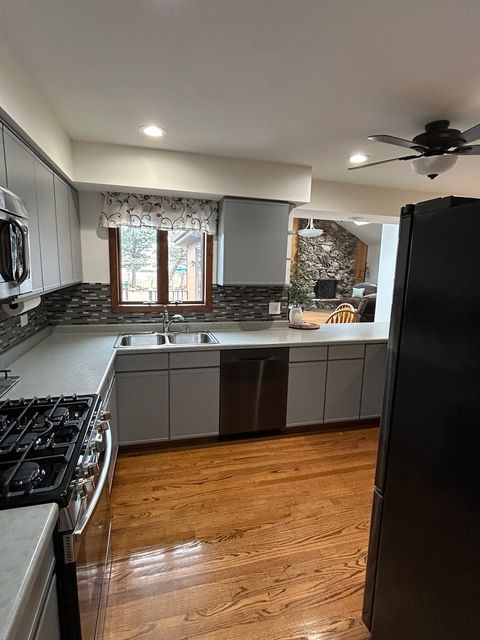 Tiny photo for 16 Robert Avenue, Prospect Heights, IL 60070 (MLS # 12584780)