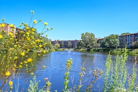 Tiny photo for 201 Lake Hinsdale Drive #111, Willowbrook, IL 60527 (MLS # 12495485)