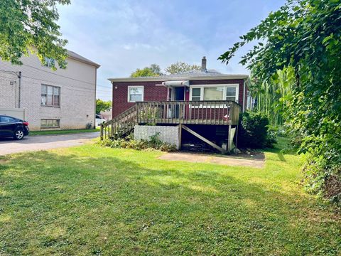 Tiny photo for 9611 Merton Avenue, Oak Lawn, IL 60453 (MLS # 12527822)