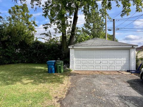 Tiny photo for 9611 Merton Avenue, Oak Lawn, IL 60453 (MLS # 12527822)