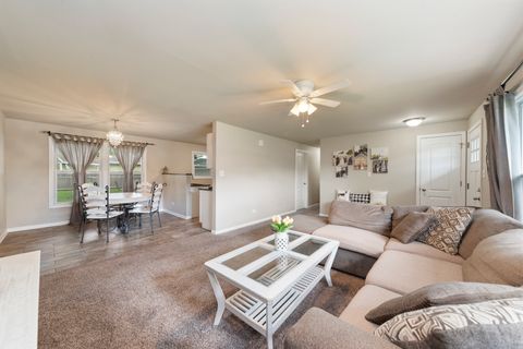 Tiny photo for 330 Lee Street, Manhattan, IL 60442 (MLS # 12449282)