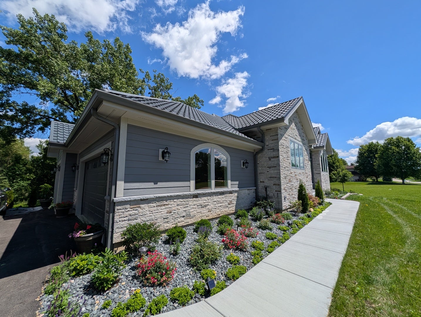 8316 Redtail Drive