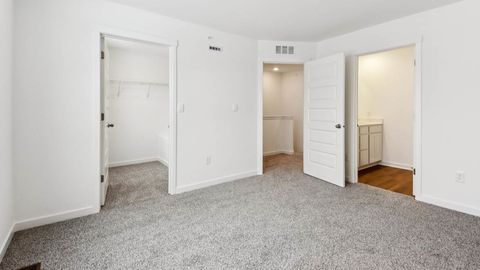 Tiny photo for 549 yosemite Way, Mundelein, IL 60060 (MLS # 12588700)