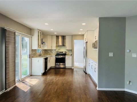 Tiny photo for 7681 Mendocino Drive, Gurnee, IL 60031 (MLS # 12702152)