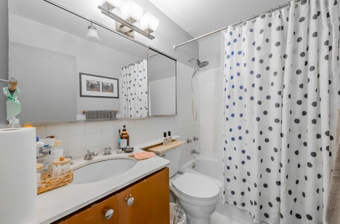 Tiny photo for 5455 N Sheridan Road #2509, Chicago, IL 60640 (MLS # 12715660)