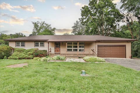 Photo of 7N362 Sycamore Avenue, Medinah, IL 60157 (MLS # 12619821)