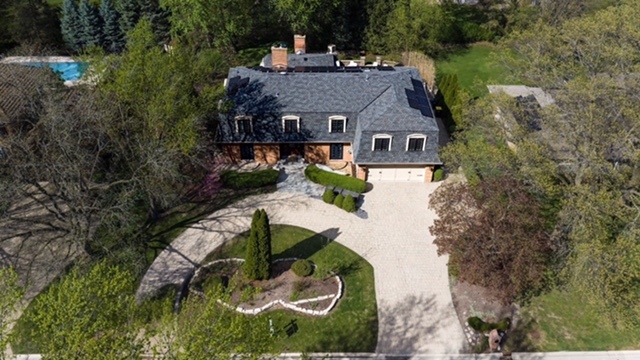 39 Mockingbird Lane