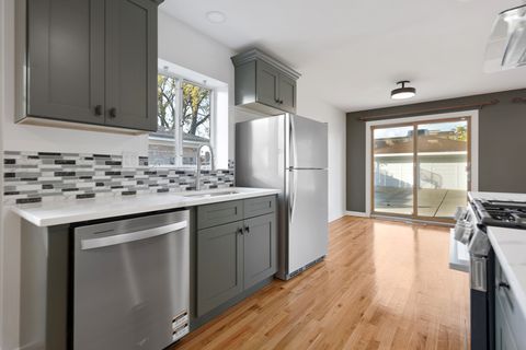 Tiny photo for 2720 Lincoln Lane, Wilmette, IL 60091 (MLS # 12505671)