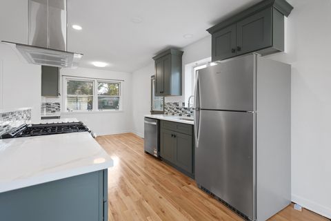 Tiny photo for 2720 Lincoln Lane, Wilmette, IL 60091 (MLS # 12505671)