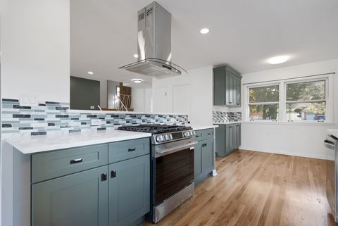 Tiny photo for 2720 Lincoln Lane, Wilmette, IL 60091 (MLS # 12505671)